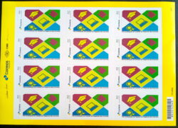 PB 64 Selo Personalizado Pós Graduação Correios Educação 2017 Folha