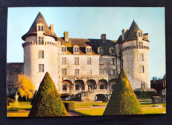 Cartão Postal 035 França Saint Prchaire Chateau de la Roche Courbon Castelo França 1