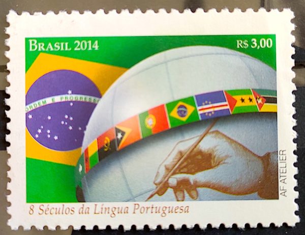 C 3361 Selo 8 Séculos de Língua Portuguesa Bandeira Mão 2014