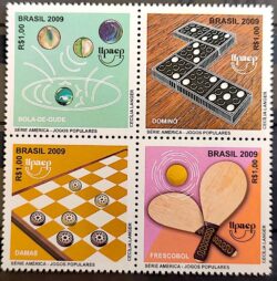 C 2857 Selo Jogos Populares Bola de Gude Damas Dominó Frescobol 2009