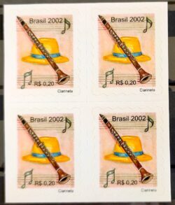 Selo Regular RHM 823 Instrumento Musical Percê em Onda Clarineta 2002 Quadra