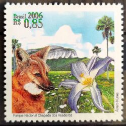 C 2655 Selo Parques Nacionais Veadeiros Lobo Fauna Flora 2006