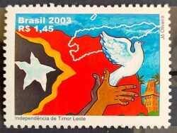 C 2512 Selo Independência Timor Leste Bandeira Mao Estrela Pomba 2003