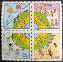 C 2534 Selo Brincadeira de Rua Pipa Bete Bambole Pula Corda 2003