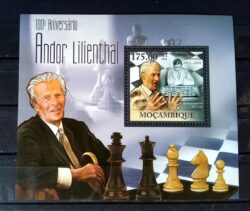 X 0394 Selo Xadrez Moçambique Lilienthal 2011