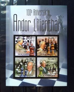 X 0395 Selo Xadrez Moçambique Lilienthal Cavalo 2011