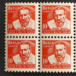 C 396 Selo Campanha Contra o Mal de Hansen Hanseniase Padre Bento Religiao Saude H5 1957 Quadra