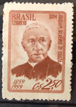 C 436 Selo Centenario Dom Joaquim Silverio de Souza Arcebispo de Diamantina Religiao 1959 1