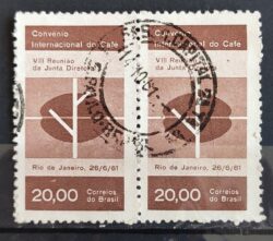 C 464 Selo Convenio Internacional do Cafe Bebida Economia 1961 Circulado Dupla 1