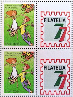 C 2558 Selo Personalizado Romance Abraco 2004 Quadra