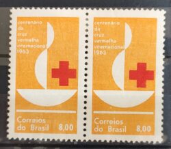 C 493 Selo Centenario da Cruz Vermelha Saude 1963 Dupla