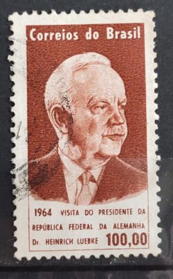 C 512 Selo Presidente da Alemanha Heinrich Lubke Personalidade 1964 Circulado 2
