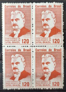 C 524 Selo Centenario Vital Brazil Saude 1965 Quadra 1