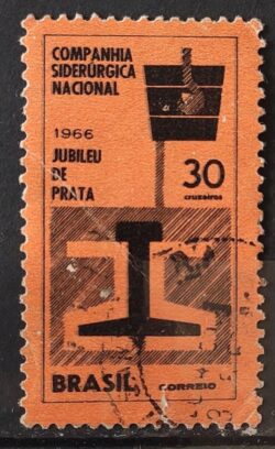 C 547 Selo Aniversario da Companhia Siderurgica Nacional Economia 1966 Circulado 1