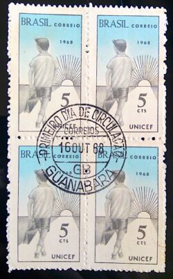 C 611 Selo Fundo das Nacoes Unidas para a Infancia Crianca 1968 Quadra CPD Guanabara