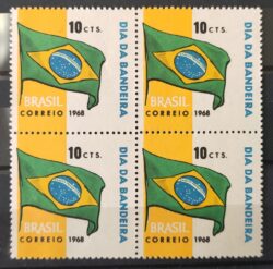 C 619 Selo Dia da Bandeira 1968 Quadra