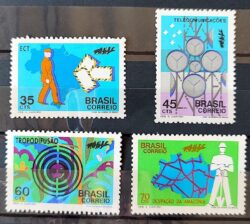 C 733 Selo Campanha da Integracao Nacional Servicos Postais 1972 Serie Completa