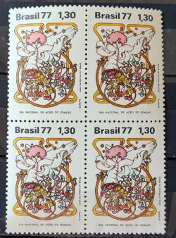 C 1019 Selo Dia Acao de Gracas Anjo Religiao 1977 Quadra