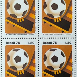 C 1030 Selo Copa do Mundo de Futebol Argentina 1978 Quadra