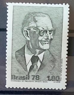 C 1041 Selo Presidente Geisel Militar Chefe de Estado 1978
