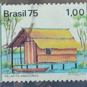 C 882 Selo Habitacoes no Brasil Palafita AM 1975 Circulado 1