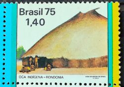 C 883 Selo Habitacoes no Brasil Oca Rondonia 1975