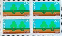 C 903 Selo Festa Anual da Arvore Meio Ambiente 1975 Quadra