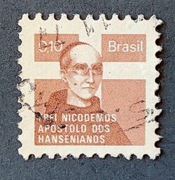 C 913 Selo Campanha Contra o Mal de Hansen Hanseniase Saude Frei Nicodemos H17 1975 Papel Acetinado Circulado 1