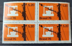 C 925 Selo Centenario do Telefone Comunicacao 1976 Quadra