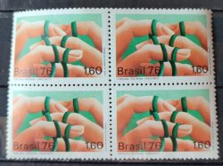 C 932 Selo Artes Plasticas Contemporaneas Mao 1976 Quadra