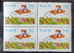 C 946 Selo Dia do Selo Juventude Filatelica Igreja 1976 Quadra