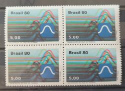 C 1172 Selo Telebras Comunicacao 1980 Quadra