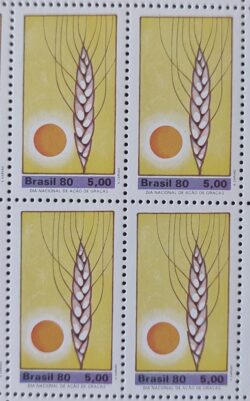 C 1175 Selo Acao de Gracas Religiao 1980 Quadra