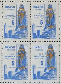 C 581 Selo Aniversario do Descobrimento Imagem de N S Aparecida Religao 1967 Quadra