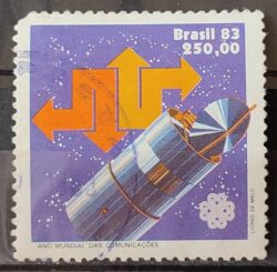 C 1320 Selo Ano Mundial das Comunicacoes Comunicacao 1983 Circulado 2