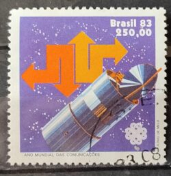 C 1320 Selo Ano Mundial das Comunicacoes Comunicacao 1983 Circulado 5
