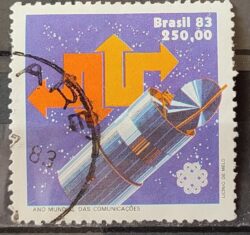 C 1320 Selo Ano Mundial das Comunicacoes Comunicacao 1983 Circulado 7