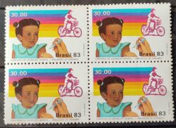 C 1332 Selo Vacinacao Infantil Crianca Saude1983 Quadra