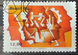 C 1237 Selo 50 Anos Ministerio do Trabalho Economia 1981 Circulado 11