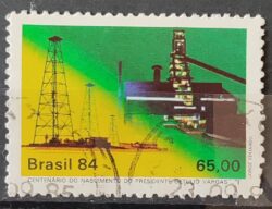 C 1384 Selo Centenario de Getulio Vargas Energia Petroleo 1984 Circulado 1