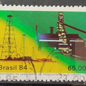 C 1384 Selo Centenario de Getulio Vargas Energia Petroleo 1984 Circulado 1