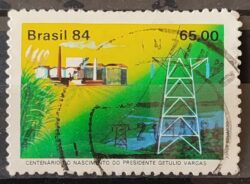 C 1384 Selo Centenario de Getulio Vargas Energia Usina Hidreletrica 1984 Circulado 2