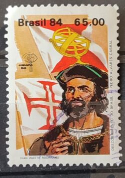C 1387 Selo Descobrimento da America e do Brasil Historia Portugal Espanha Pedro Alvares Cabral 1984 Circulado 5
