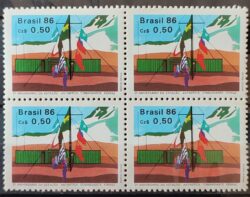 C 1508 Selo Estacao Antartica Comandante Ferraz Bandeira 1986 Quadra 2