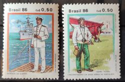 C 1539 Selo Trajes e Uniformes de Militar Marinha Navio Aeronautica Aviao 1986 Serie Completa