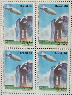 C 1541 Selo 50 Anos Aeroporto Bartolomeu de Gusmao Balao Hangar 1986 Quadra