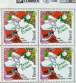 C 1827 Selo Natal Religiao Papai Noel 1992 Quadra Com Leve Mancha no Verso