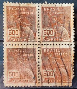 Selo Regular Cod RHM 286 Vovo Mercurio e Globo 500 Reis Filigrana K 1931 Quadra Circulado