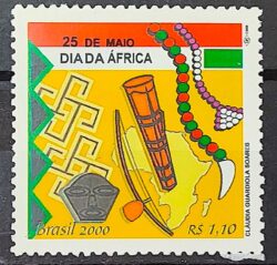 C 2281 Selo Dia da Africa Cultura Afro Berimbau Tambor Musica Mapa 2000