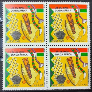 C 2281 Selo Dia da Africa Cultura Afro Berimbau Tambor Musica Mapa 2000 Quadra